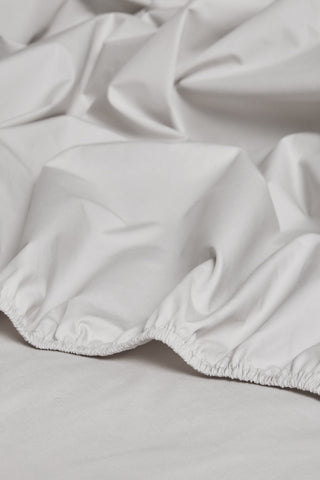 Percale Organic Cotton Fitted Sheet - Equinox Silver