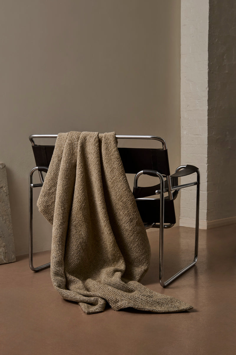 Plush Throw - Light Neutral