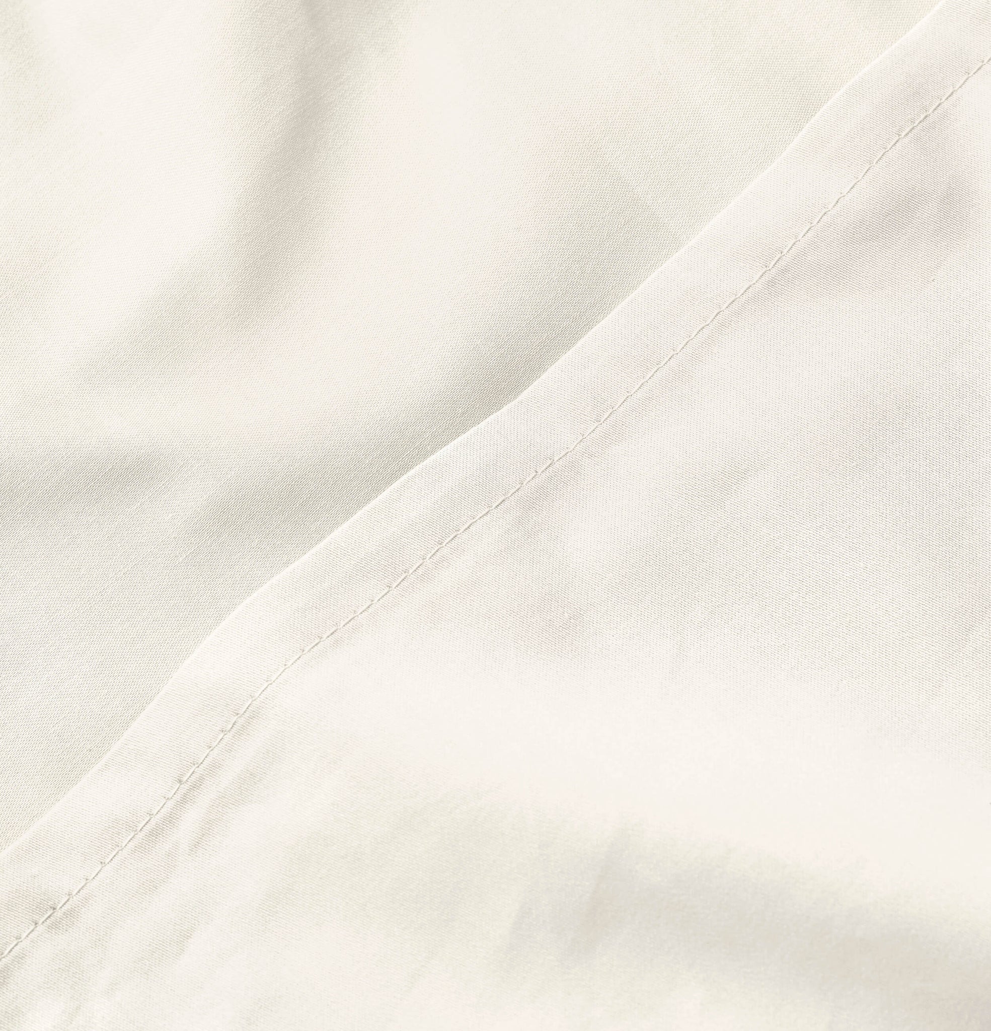 Iridescent ivory flat sheet detail