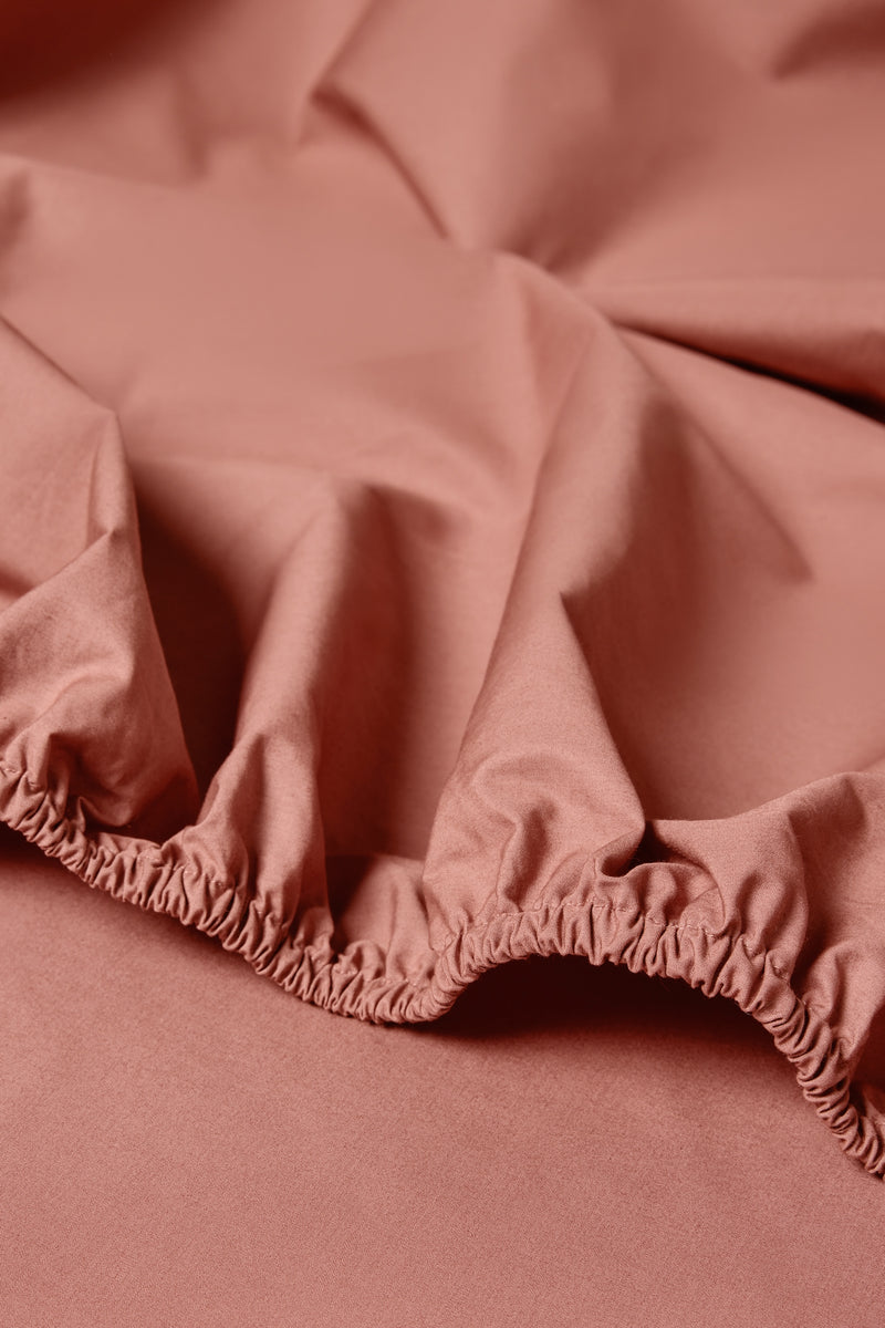 Percale Organic Cotton Fitted Sheet - Bark Red