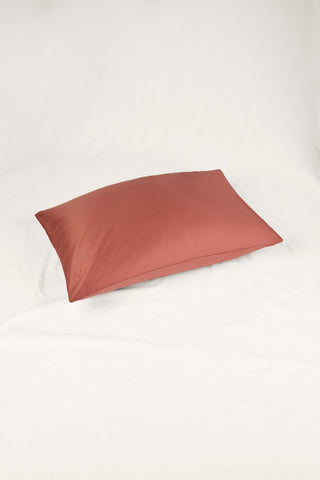 Percale Organic Cotton Pillowcases - Bark Red