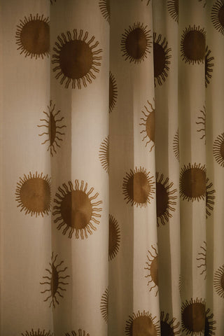 Surya - Ecru/Sepia Swatch